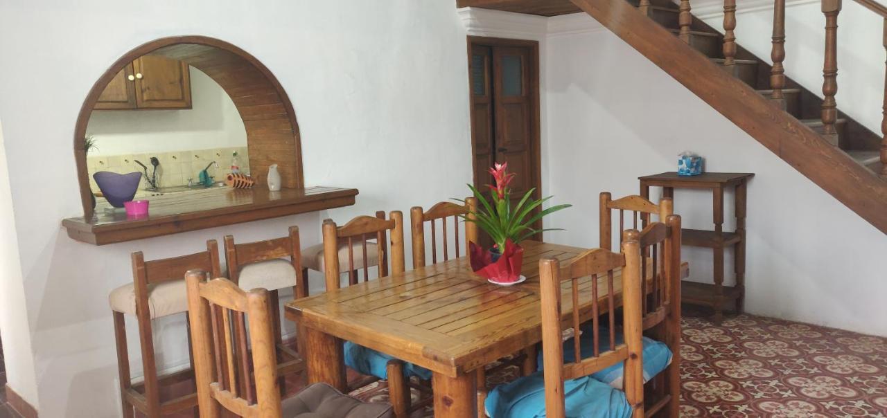 Loft Familial Cosy Apartment กัวนาฮัวโต ภายนอก รูปภาพ